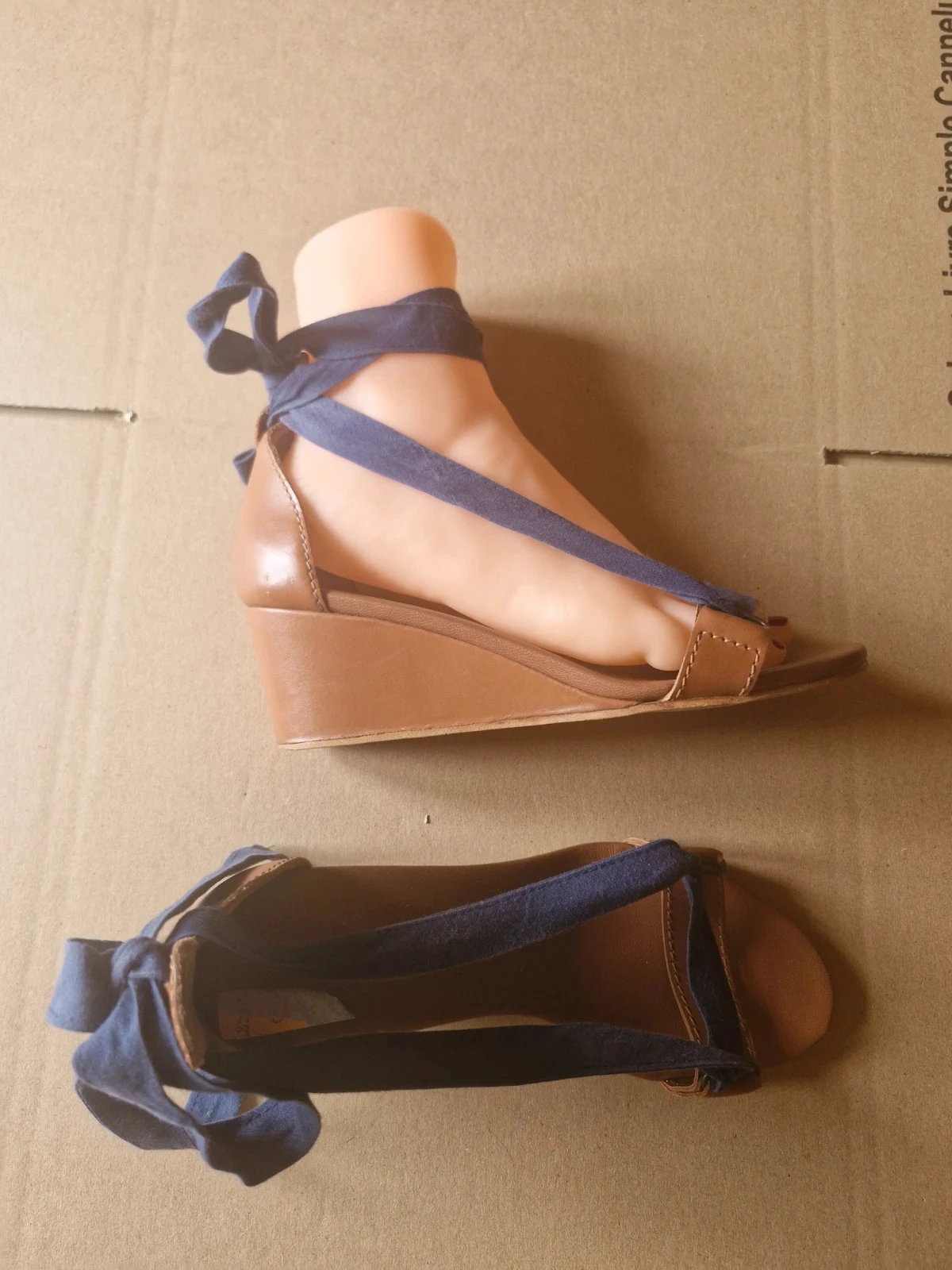 Las Sandalias Les Sandalettes – Sandalias azul marino de cuero con lazos – Talla 36 – photo 4